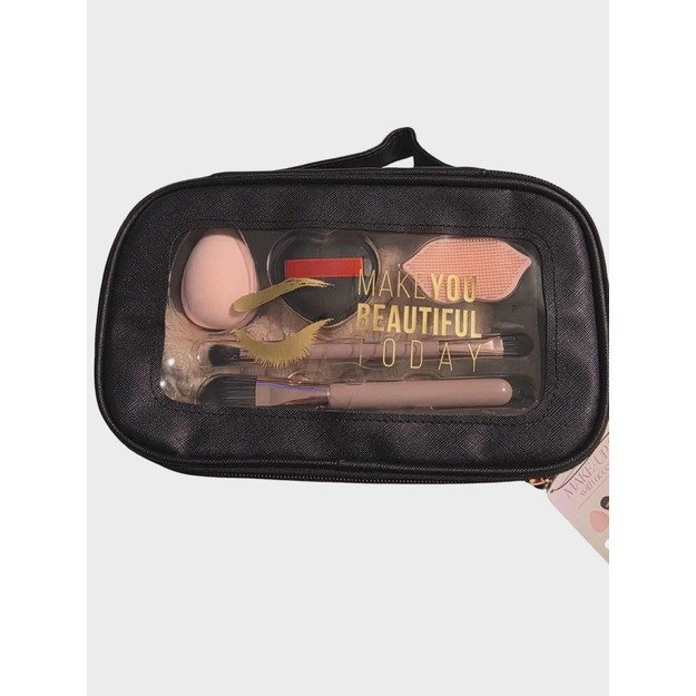 Kosmetinė su aksesuarais (Make-Up Bag with Accessories)